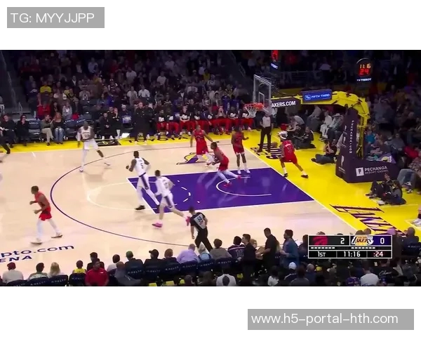 2000年湖人与开拓者的经典对决回顾与精彩瞬间分析