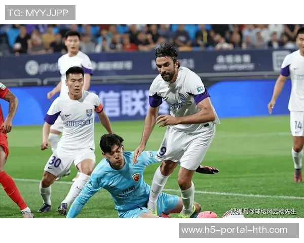 超越队在激烈比赛中展现实力力争胜利的精彩瞬间与战术分析